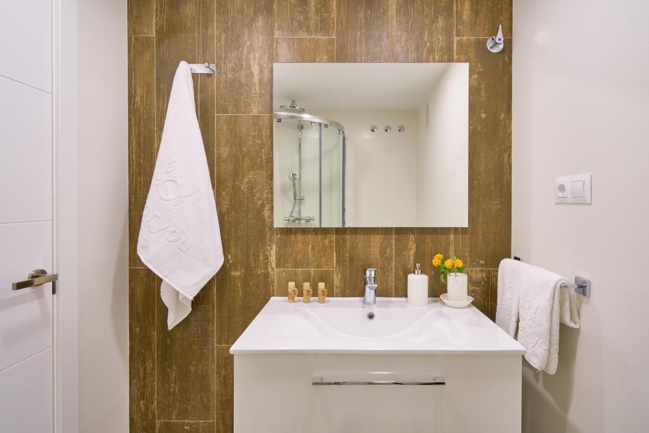 Weforyou Ola Puerto Marina Apartment Benalmadena Bagian luar foto