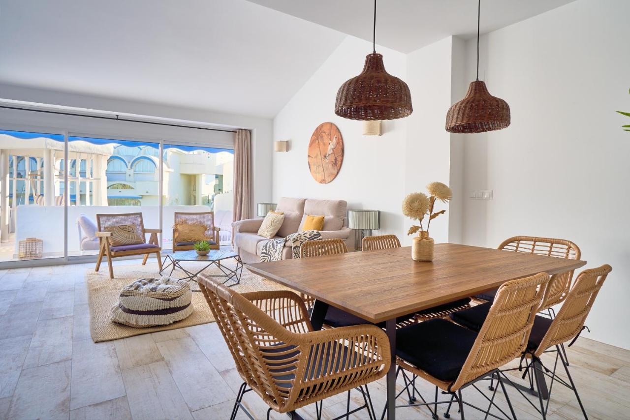 Weforyou Ola Puerto Marina Apartment Benalmadena Bagian luar foto